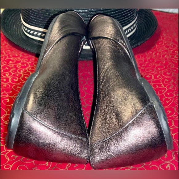 Born Lily Top Knot Bronze Metallic Round Toe Ballet Flats Padded Sole SZ 7.5 - Picture 7 of 8